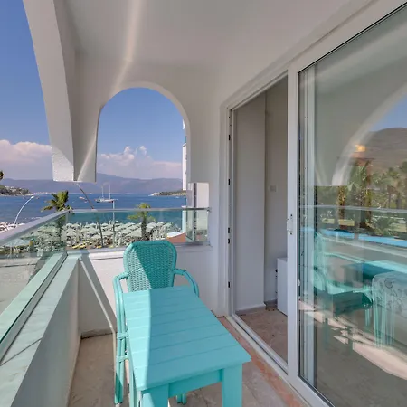 Contess By Faros 3* 马尔马里斯