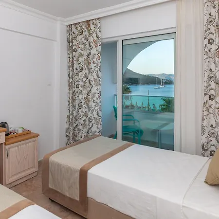 Otel Contess By Faros
