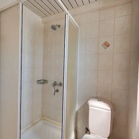 Contess By Faros Hotell